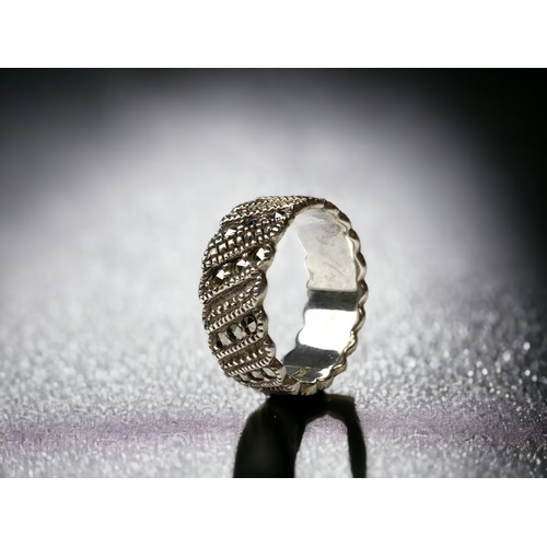 128 - Silver marcasite full band ring Size M