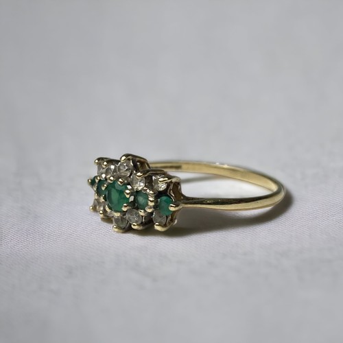 155 - 9ct gold ladies emerald bar ring size R