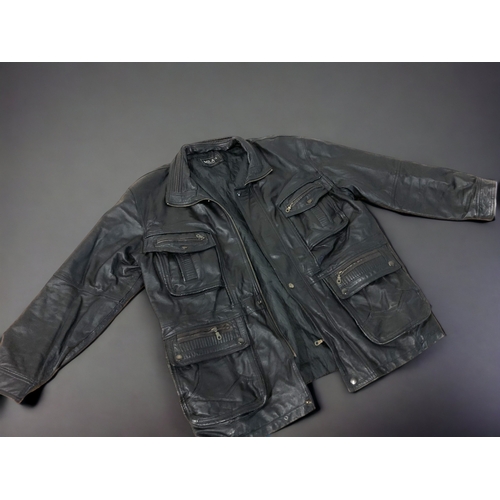 319 - A MENS LEATHER 'MILAN' JACKET.