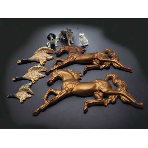 346 - A COLLECTION OF WALL MOUNTED HORSES & DUCKS, TOGETHER WITH OTHER ANIMAL FIGURES.