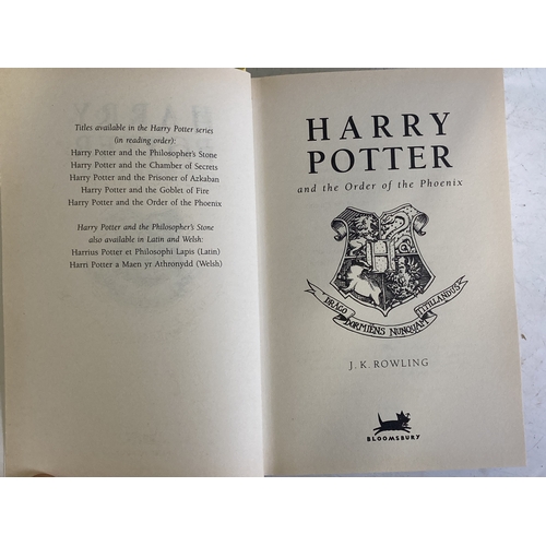 87 - A 1ST EDITION HARRY POTTER AND THE ORDER OF THE PHOENIX.