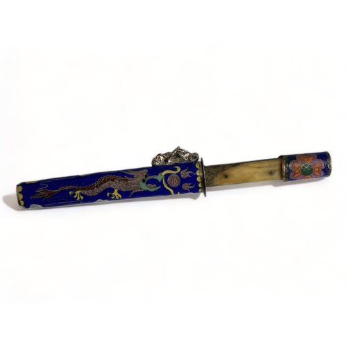 281 - A VINTAGE CHINESE ENAMEL CLOISONNÉ & BONE HUNTING KNIFE.