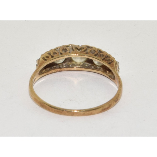 213 - 925 silver gilt ladies 5 stone ring size T