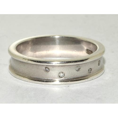 312 - Hot Diamond 925 ring Size Q 1/2.