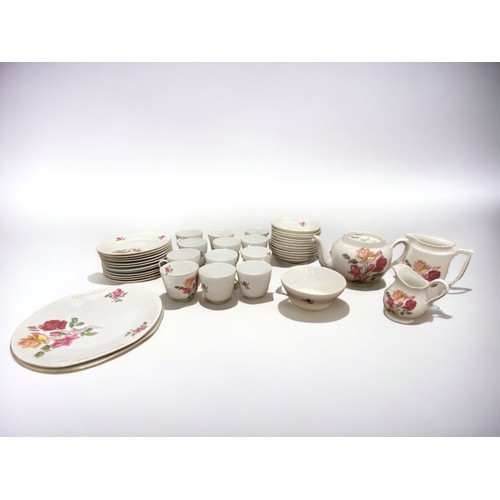 415 - A VINTAGE VICTORIA CHINA (CZECHOSLOVAKIA) TEA SET. FLOWER PATTERN.