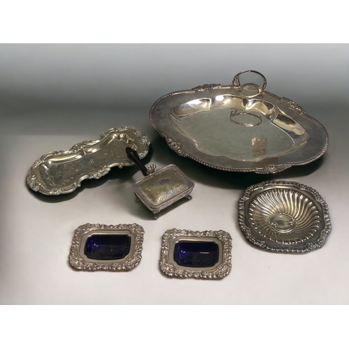 461 - A MISCELLANEOUS COLLECTION OF SILVER PLATE. INCLUDING TRAY, SALTS & DISHES.