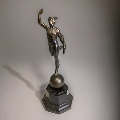 473 - A VINTAGE SPELTER FIGURE OF MERCURY / HERMES. 
HEIGHT - 30.5CM