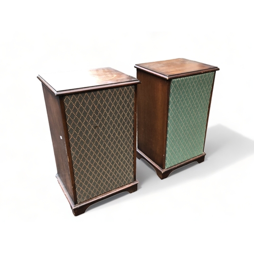 488 - A PAIR OF VINTAGE TECHNICS SPEAKERS WITH WOODEN SPEAKER BOXES.