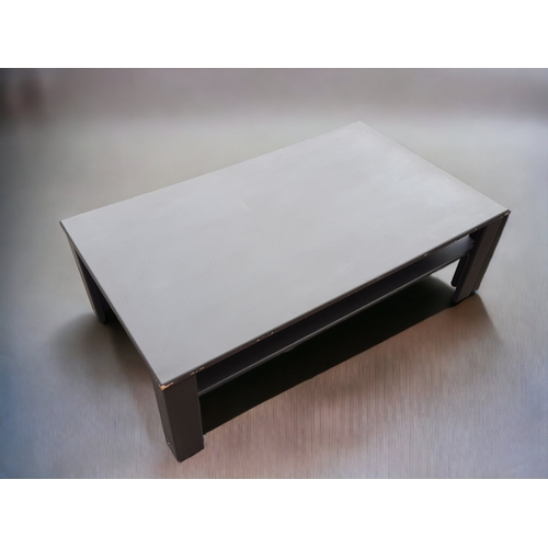 3 - A LARGE PAINTED WOOD COFFEE TABLE. 124cm x 74cm x 41cm