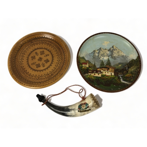 116 - A COLLECTION OF VINTAGE SWISS SOUVENIRS. INCLUDING A 'ST MORITZ' HORN AND HAND PAINTED WALL PLATE.