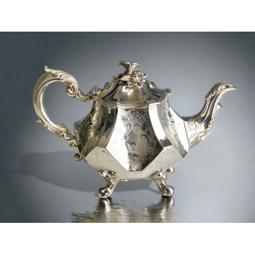 512 - A Sterling Silver Rococo style teapot. 
By Angel brothers (Joseph Angell I & Joseph Angell II). Lond... 