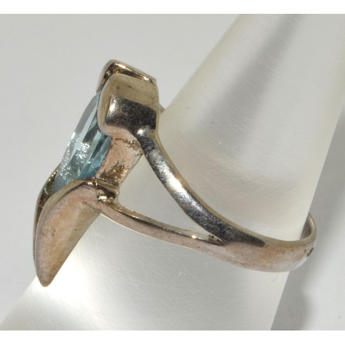 520 - 925 silver ladies designer Aquamarine ring size L