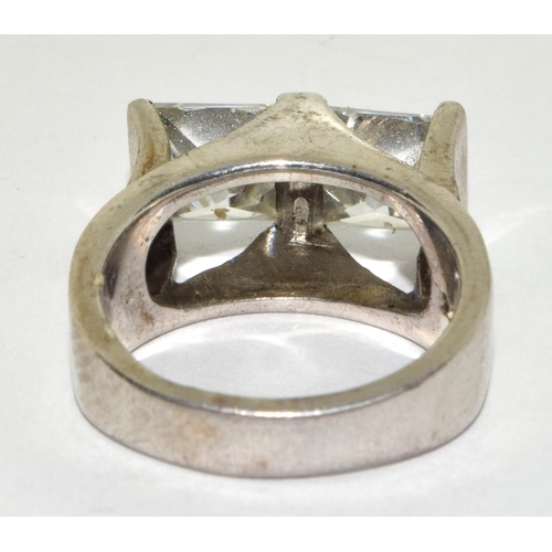 524 - 925 silver ladies Twin centre stone ring size R