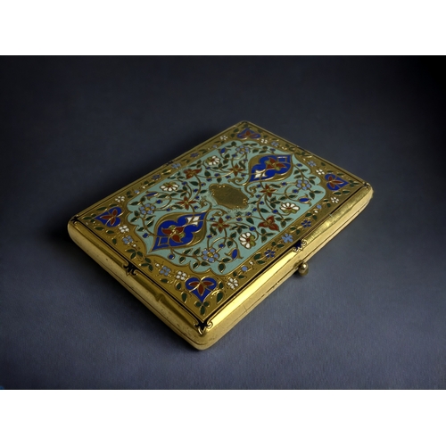 601 - A Victorian Elkington parcel gilt Enamel etui 