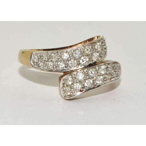 582 - Diamond approx. 0.60point crossover 9ct gold ring, Size S