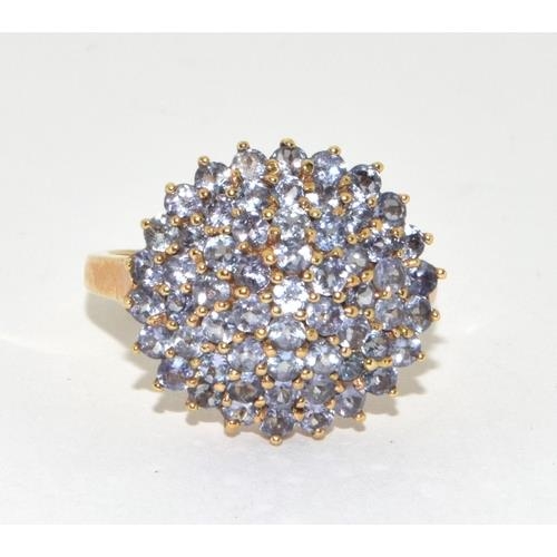 585 - 9ct gold large Amethyst cluster ring size O