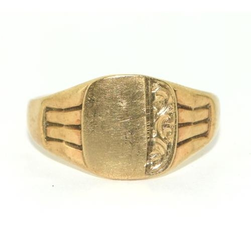 670 - 9ct gold mans signet ring size T 4g