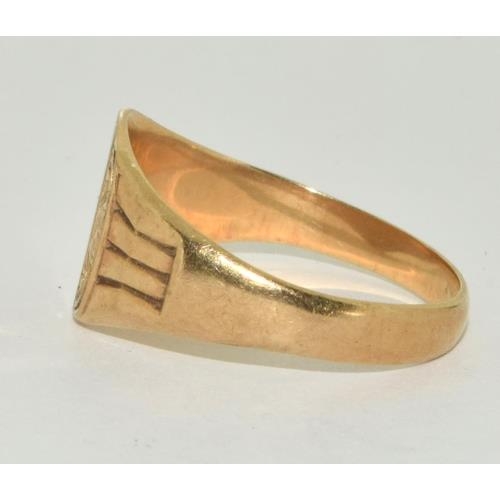 670 - 9ct gold mans signet ring size T 4g