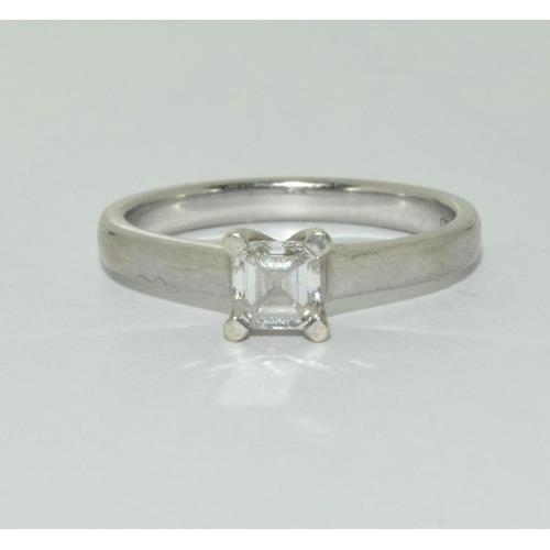 674 - 9ct white gold ladies Princess cut Diamond solitaire ring approx 0.33ct size N