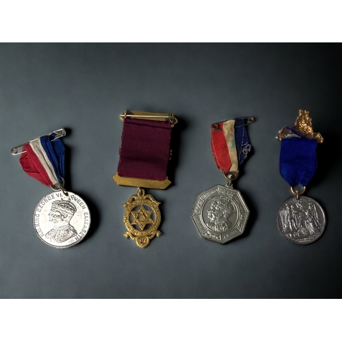 691 - A COLLECTION OF 16 MISCELLANEOUS BRITISH MEDALS.