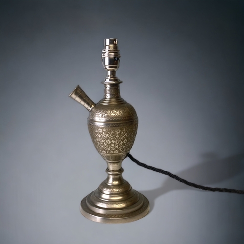 698 - A VINTAGE INDIAN HOOKAH PIPE CONVERTED TABLE LAMP. 
HEIGHT - 32CM