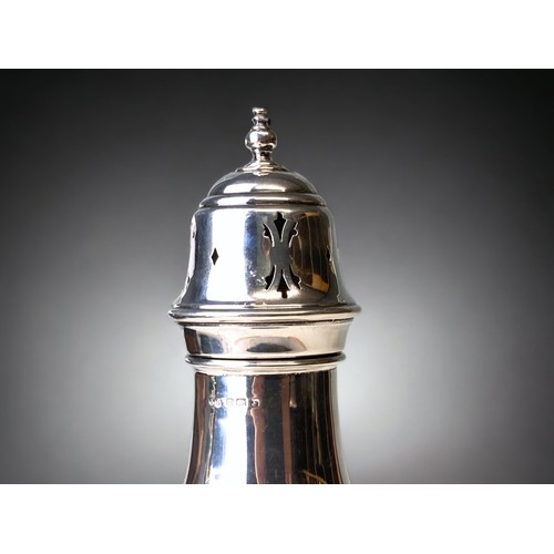 735 - A sterling Silver sugar sifter. Thomas Spicer. Birmingham 1933 hallmarks. weight - 135g