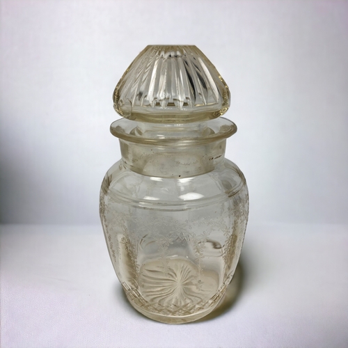 216 - A JOB LOT OF 19TH-CENTURY & LATER BOTTLES  PERESERVE JARS.