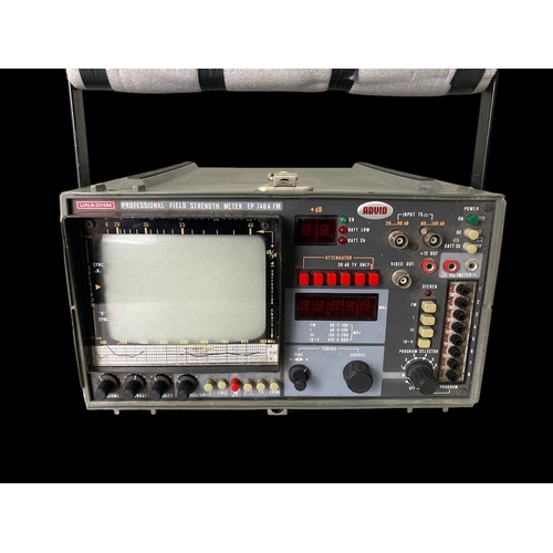 293 - A VINTAGE UNA OHM TV FIELD STRENGTH METER.