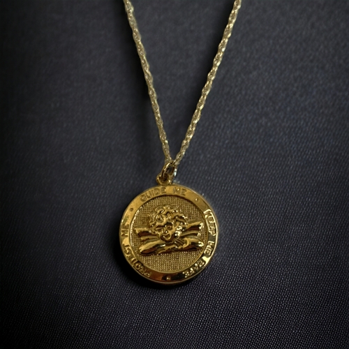 361 - A fine 9ct Gold chain, with a plastic moulded St Christopher pendant.