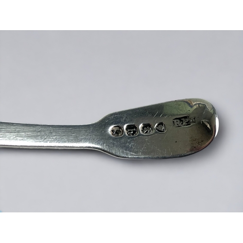 72 - A GEORGIAN SILVER CREAM LADLE.
London, 1823 hallmarks.
Possibly Robert Pinkney.
Length - 11cm
Approx... 