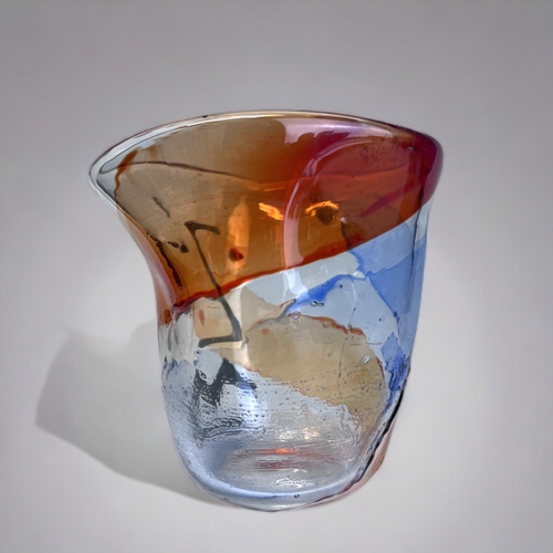 144 - A MURANO GLASS GLASS ABSTRACT 'FACE' VASE.
By Mario Badioli, Circa 1970.
Height - 11cm