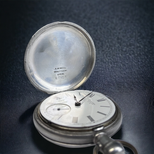 122 - A WALTHAM & CO FULL HUNTER MENS POCKET WATCH.
Circa 1890. 15 Jewels.