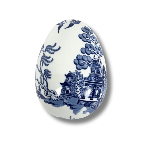 219 - Coalport blue willow china Trinket Box. Egg Shaped.