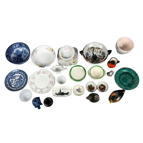 125 - Various Plates & Bowls