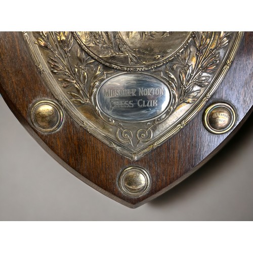 376 - A large Elkington presentation shield. Electroplate on Oak.'Misomer Norton Chess club'Awarded from 1... 