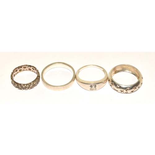 465 - 4 x 925 silver rings 