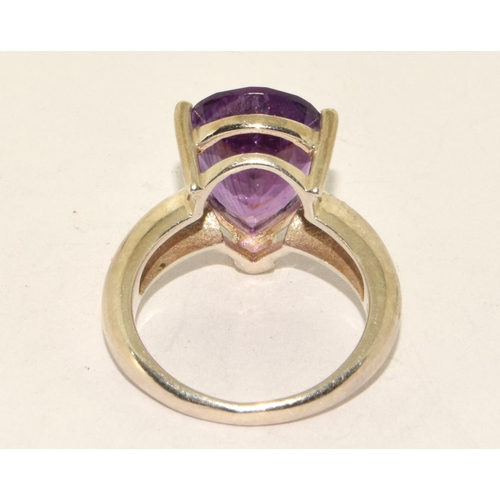 477 - 925 silver ladies Amethyst pear shape ring size P