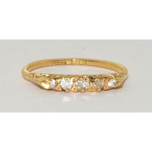 495 - 18ct gold antique set 5 stone Diamond ring 3g size N approx 0.25ct 