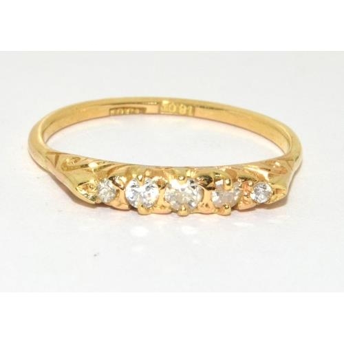 495 - 18ct gold antique set 5 stone Diamond ring 3g size N approx 0.25ct 