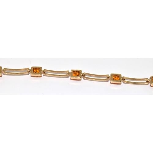 496 - 9ct gold Baltic Amber station bracelet 6.5g 18cm long             ... 