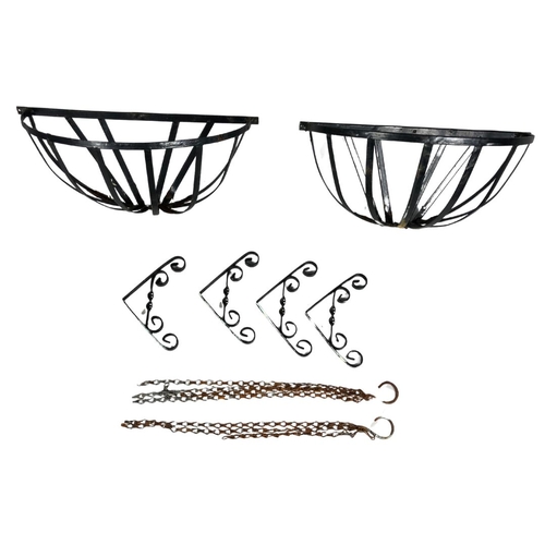 348 - Wall Hanging Baskets & 4 Brackets