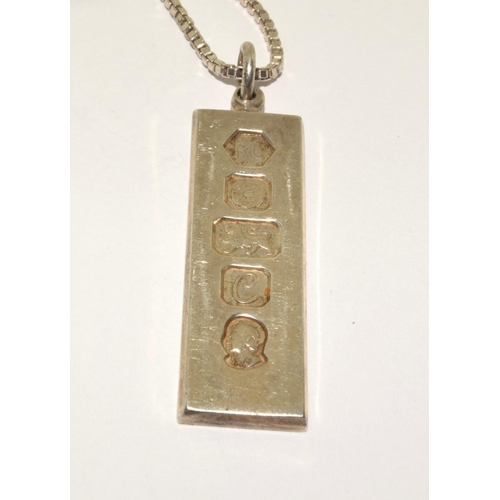 401 - 925 silver English hall marked Ingot on a silver box neck chain