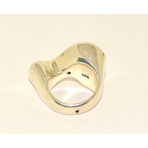 404 - 925 silver designer twist saddle ring size M