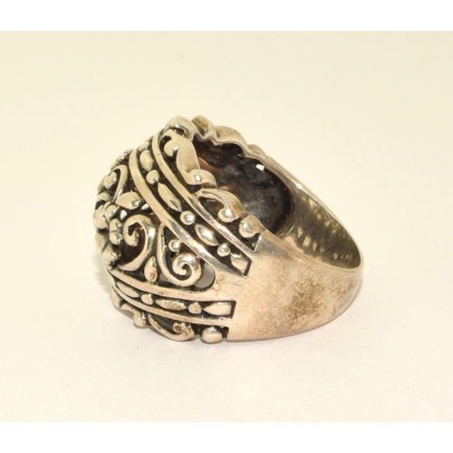 413 - 925 silver large open work scroll ring size R