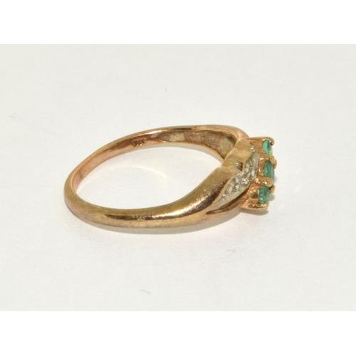 421 - Emerald/Diamond 9ct gold ring Size L.