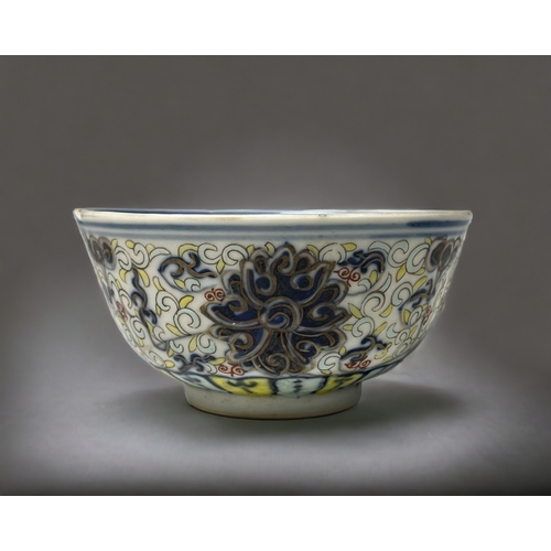 40 - A Chinese Doucai porcelain 'Lotus' bowl. Guangxu mark and period. Painted Lotus and scroll pattern. ... 