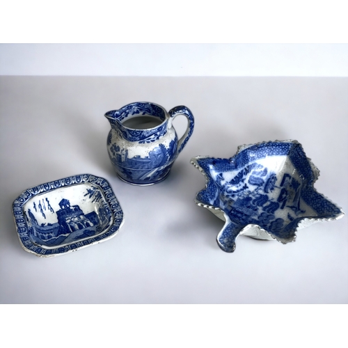 464 - A BLUE & WHITE PEARLWARE PICKLE DISH. 1st-half 19th century. Together with a pearlware dish &... 