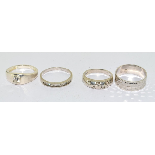 413 - 4 x 925 silver band rings 