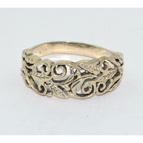 420 - 925 silver open work scroll ring size S