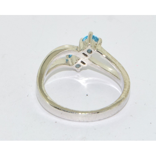 421 - 925 silver twin Aquamarine twist ring size N